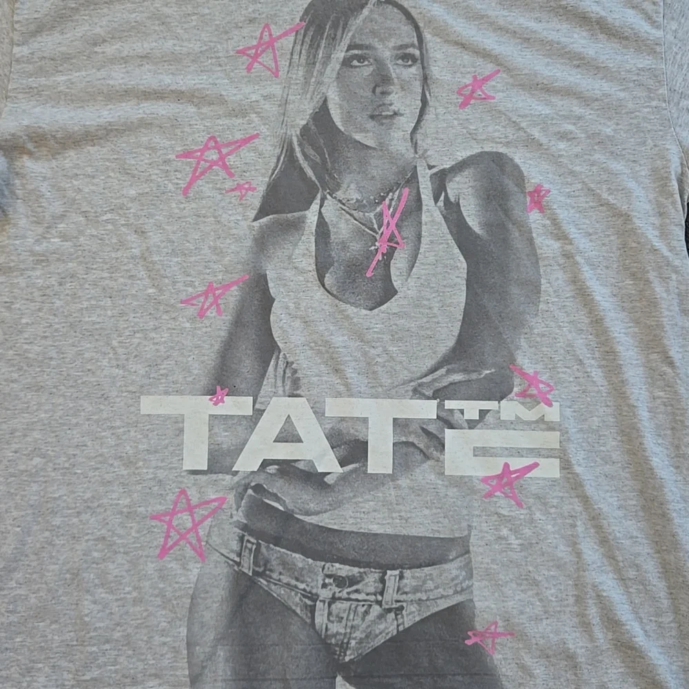 Tate Mcrae World Tour Tshirt - Picture 2 of 5